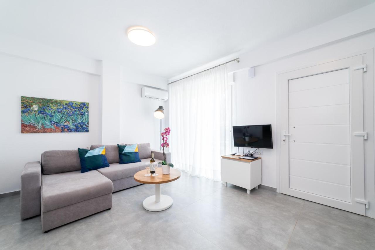 شقة Dionysos Residential Complex Ofrínion المظهر الخارجي الصورة